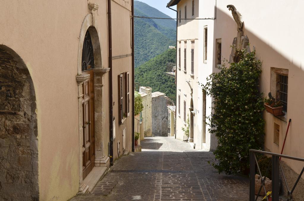 La Torre Del Cerreto Vila Cerreto di Spoleto Exterior foto